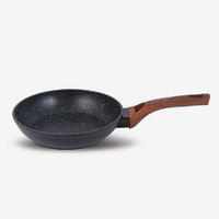 Black nonstick forged aluminum fry pan with bakelite handle 